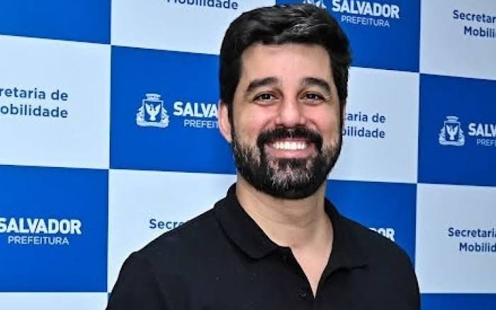 Justiça Eleitoral determina prisão de secretário de Salvador após redução da frota de ônibus no segundo turno